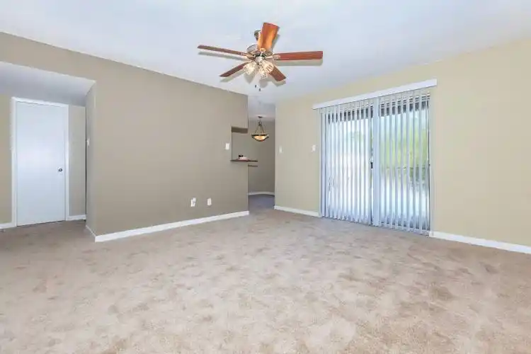 Rental by Apartment Wolf | Woodland Hills Village | 2139 Lake Hills Dr, Kingwood, TX 77339 | apartmentwolf.com
