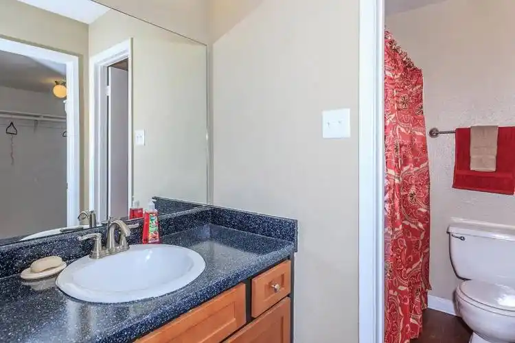 Rental by Apartment Wolf | Woodland Hills Village | 2139 Lake Hills Dr, Kingwood, TX 77339 | apartmentwolf.com