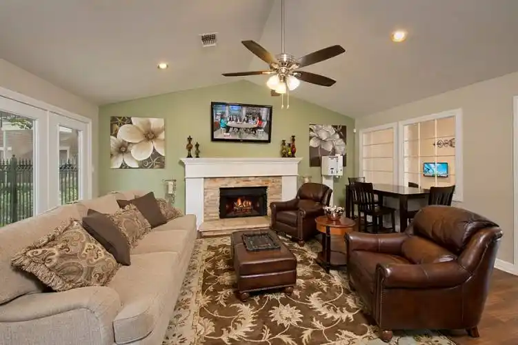 Rental by Apartment Wolf | Lenox Park | 12601 S Green Dr, Houston, TX 77034 | apartmentwolf.com