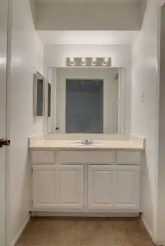 Rental by Apartment Wolf | Brays Oaks Village | 8201-8301 W Bellfort St, Houston, TX 77071 | apartmentwolf.com