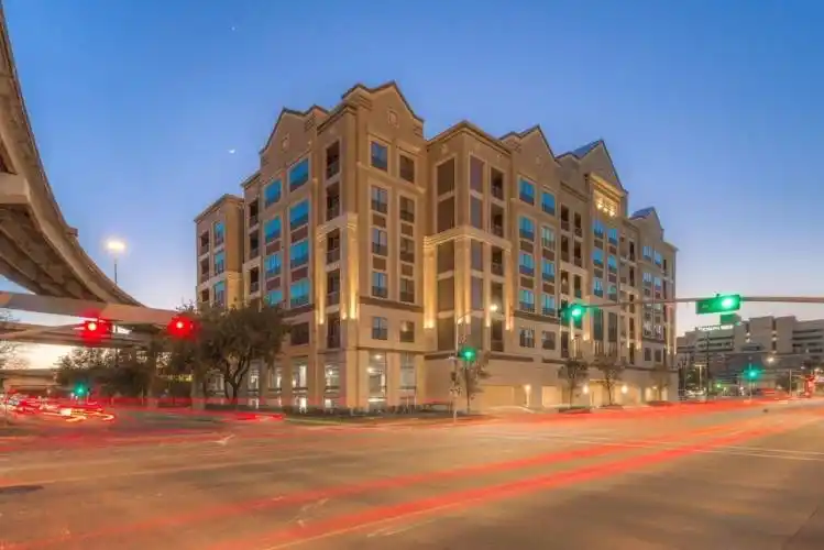 Rental by Apartment Wolf | The Hamilton Downtown | 1800 St Joseph Pky, Houston, TX 77003 | apartmentwolf.com