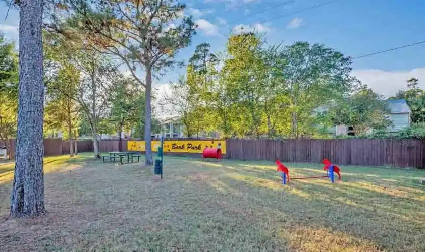 Rental by Apartment Wolf | Ravinia Apartments | 2400 Spring Rain Dr, Spring, TX 77379 | apartmentwolf.com