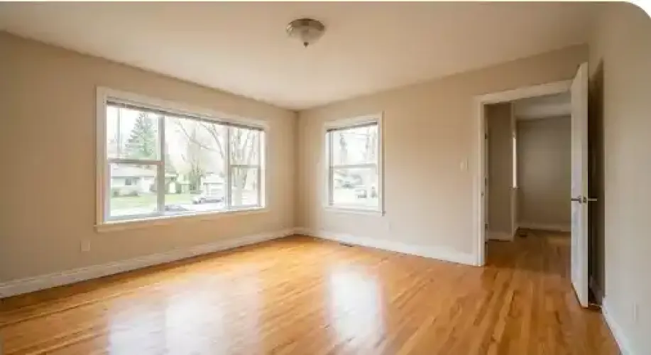 Rental by Apartment Wolf | Harding | 334 W Harding Blvd | apartmentwolf.com