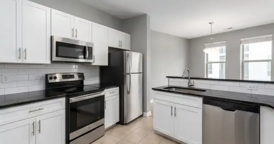 Rental by Apartment Wolf | Loop 410 | 9501 SE Loop 410 | apartmentwolf.com