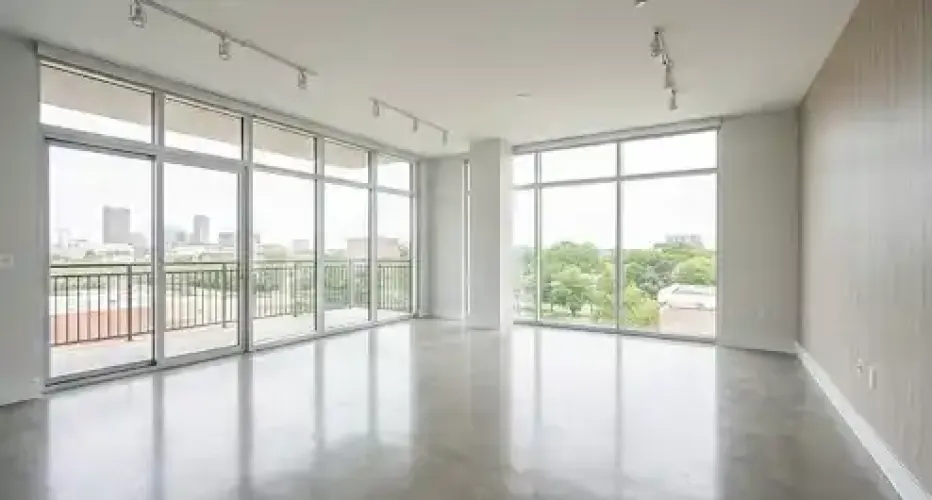 Rental by Apartment Wolf | West 7th | 2817 W 6th St | apartmentwolf.com