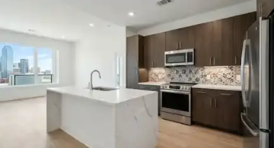 Rental by Apartment Wolf | Midway | 13342 Midway Road | apartmentwolf.com