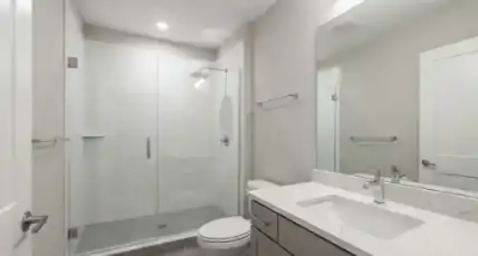 Rental by Apartment Wolf | Auburn | 6130 Auburn Lakes Dr | apartmentwolf.com