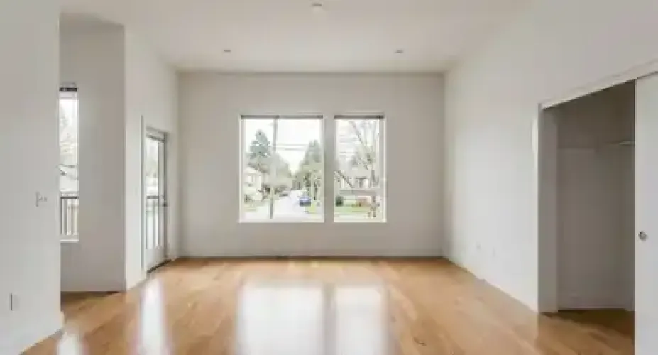 Rental by Apartment Wolf | Buffalo | 3120 Buffalo Speedway | apartmentwolf.com