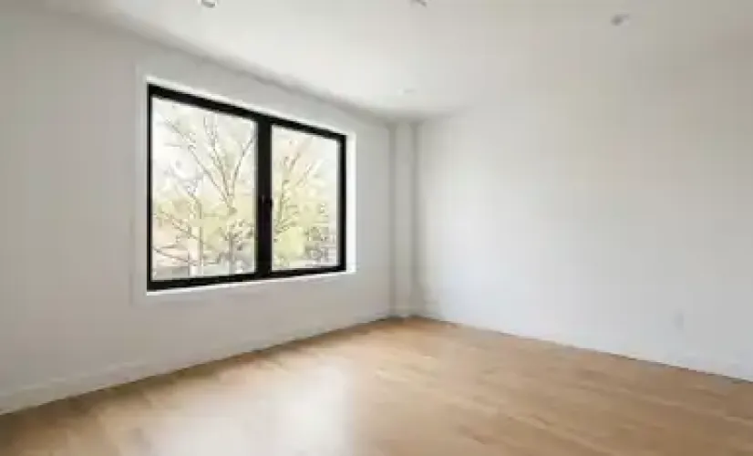 Rental by Apartment Wolf | Windrose | Columbus Avenue & Windrose Avenue | apartmentwolf.com