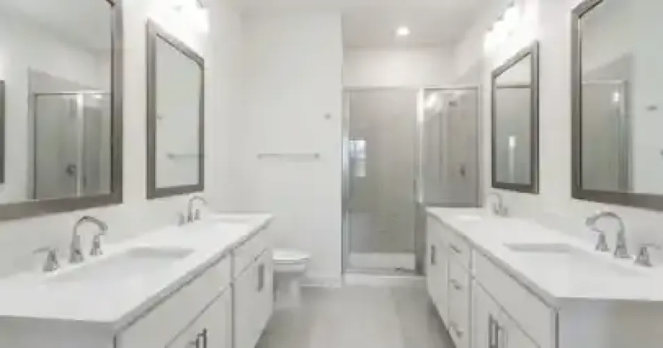 Rental by Apartment Wolf | Robinson | 3900 Robinson Road | apartmentwolf.com