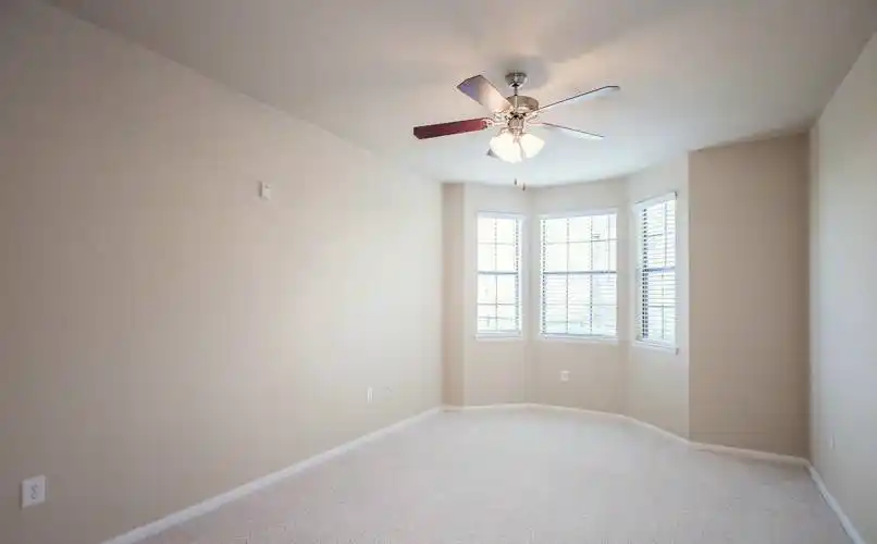 Rental by Apartment Wolf | Mansions at Sunset Ridge | 1440 Carrollton Pky, Carrollton, TX 75010 | apartmentwolf.com