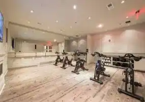 Rental by Apartment Wolf | Pearl Midlane River Oaks | 2121 Midlane St, Houston, TX 77027 | apartmentwolf.com Rental by Apartment Wolf | Pearl Midlane River Oaks | 2121 Midlane St, Houston, TX 77027 | apartmentwolf.com