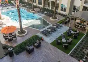 Rental by Apartment Wolf | Harlow River Oaks | 70 E Briar Hollow Ln, Houston, TX 77027 | apartmentwolf.com Rental by Apartment Wolf | Harlow River Oaks | 70 E Briar Hollow Ln, Houston, TX 77027 | apartmentwolf.com